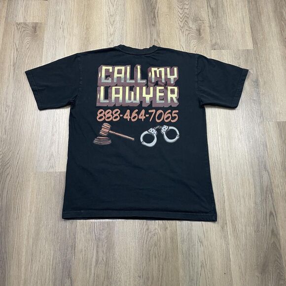 Market Shirt Mens Large Black Call My Lawyer Graphic Tee Made Pakistan Humor - Picture 5 of 10